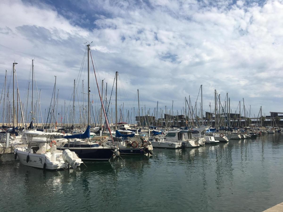 Home Boat Badalona Buitenkant foto