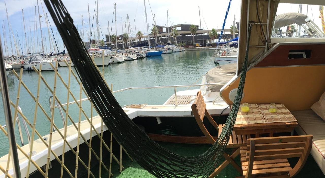 Home Boat Badalona Buitenkant foto